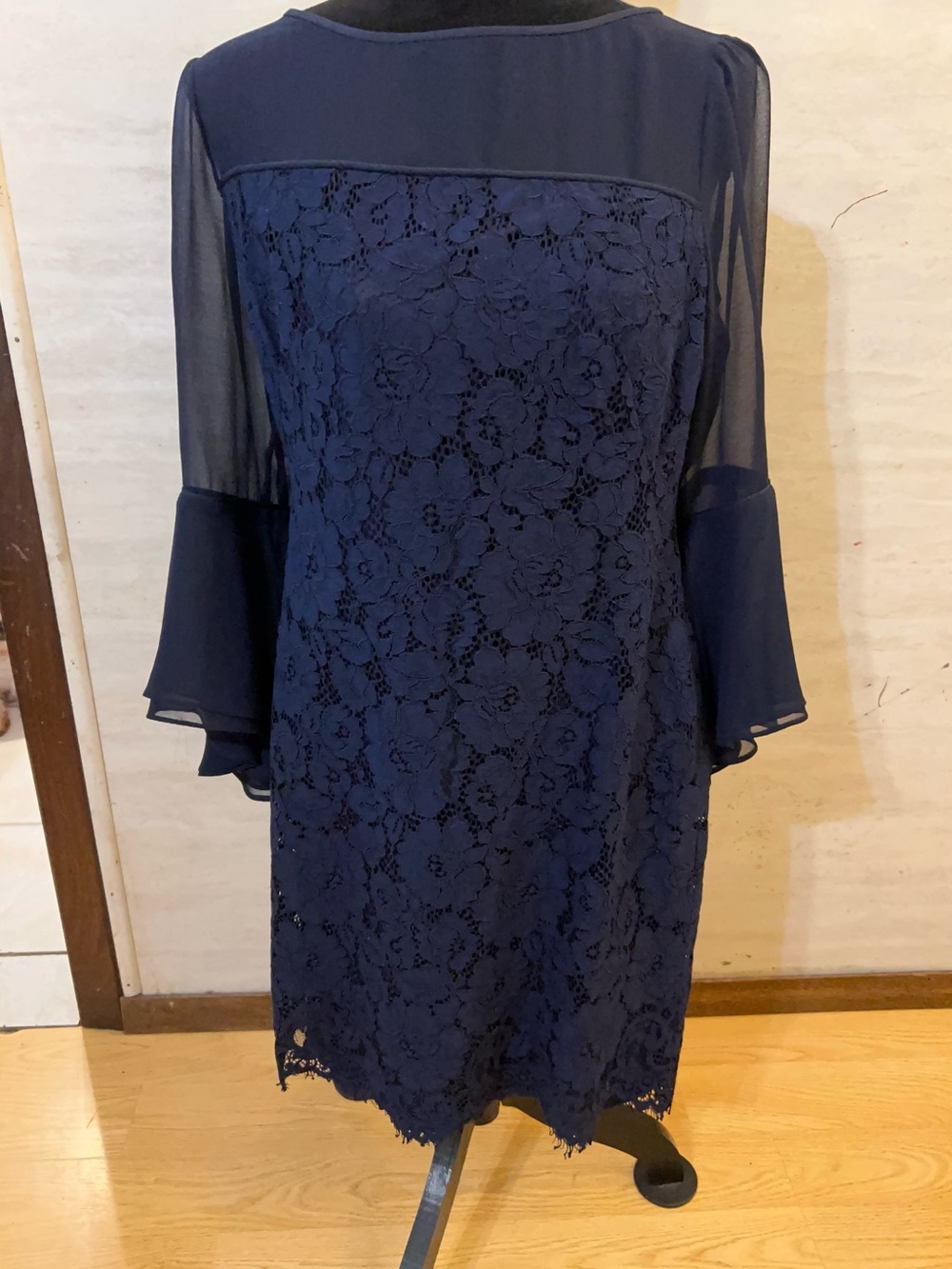 Lauren Ralph Lauren Navy Lace Shift Dress Sheer Sleeves